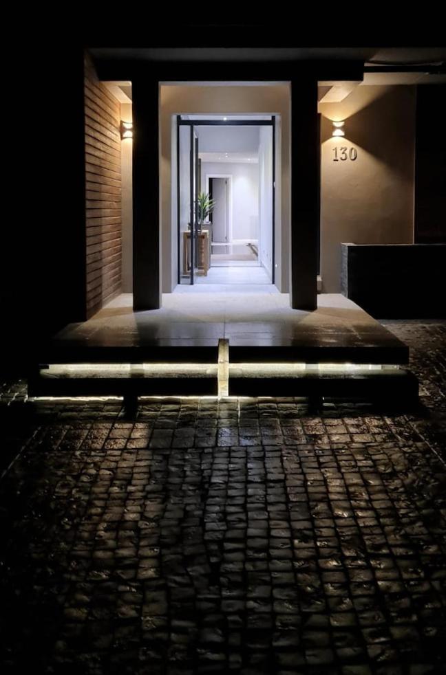 Luxury Home Located On Pinnacle Point Golf Estate Mossel Bay Eksteriør billede